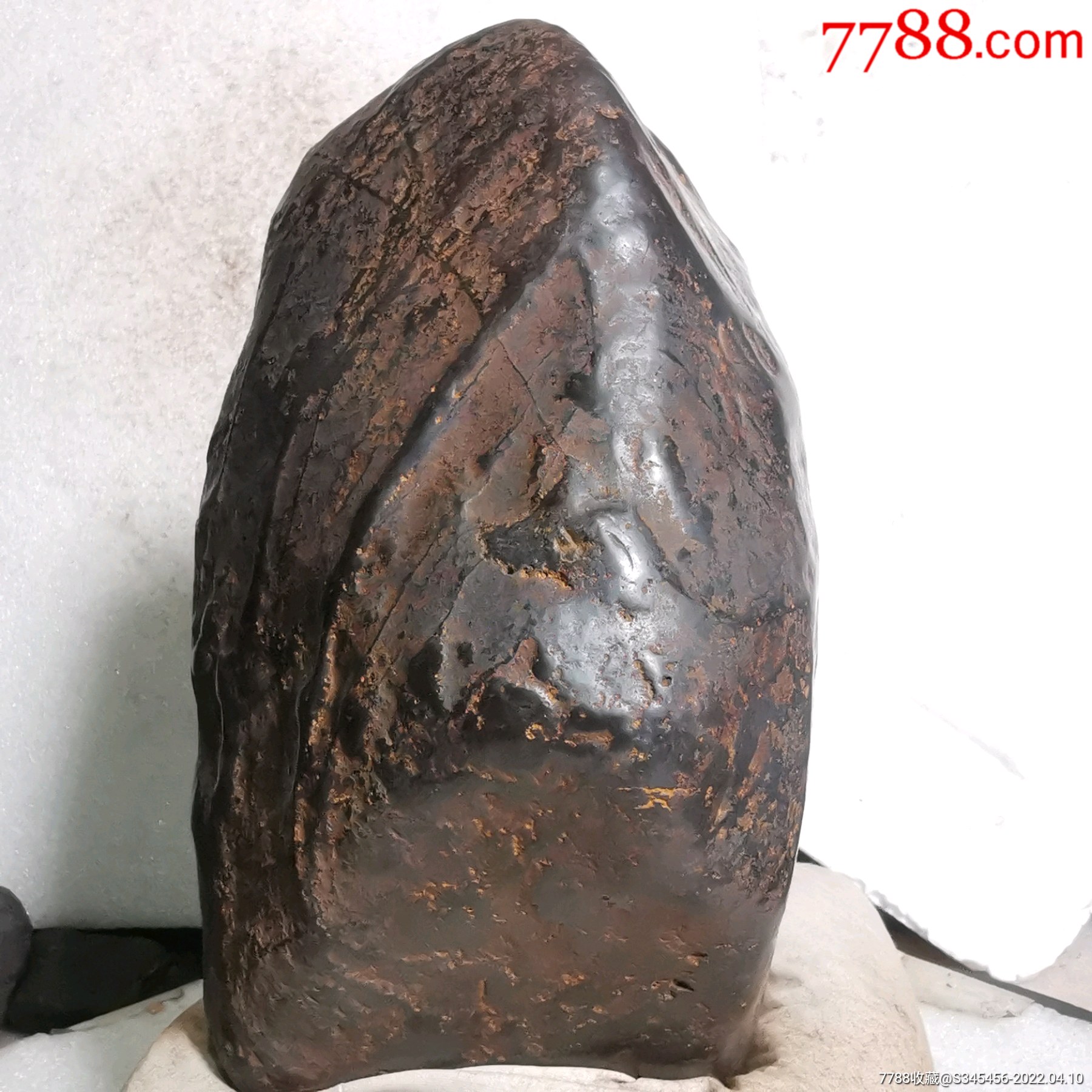 强磁铁陨石陨石纯天然陨石摆件