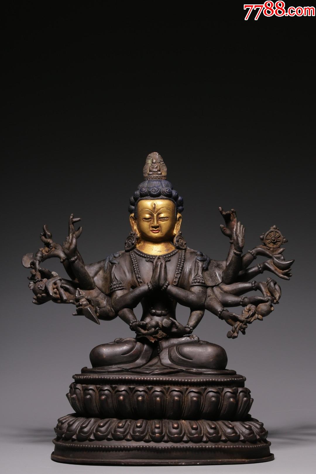 清代铜泥金十八臂观音坐像