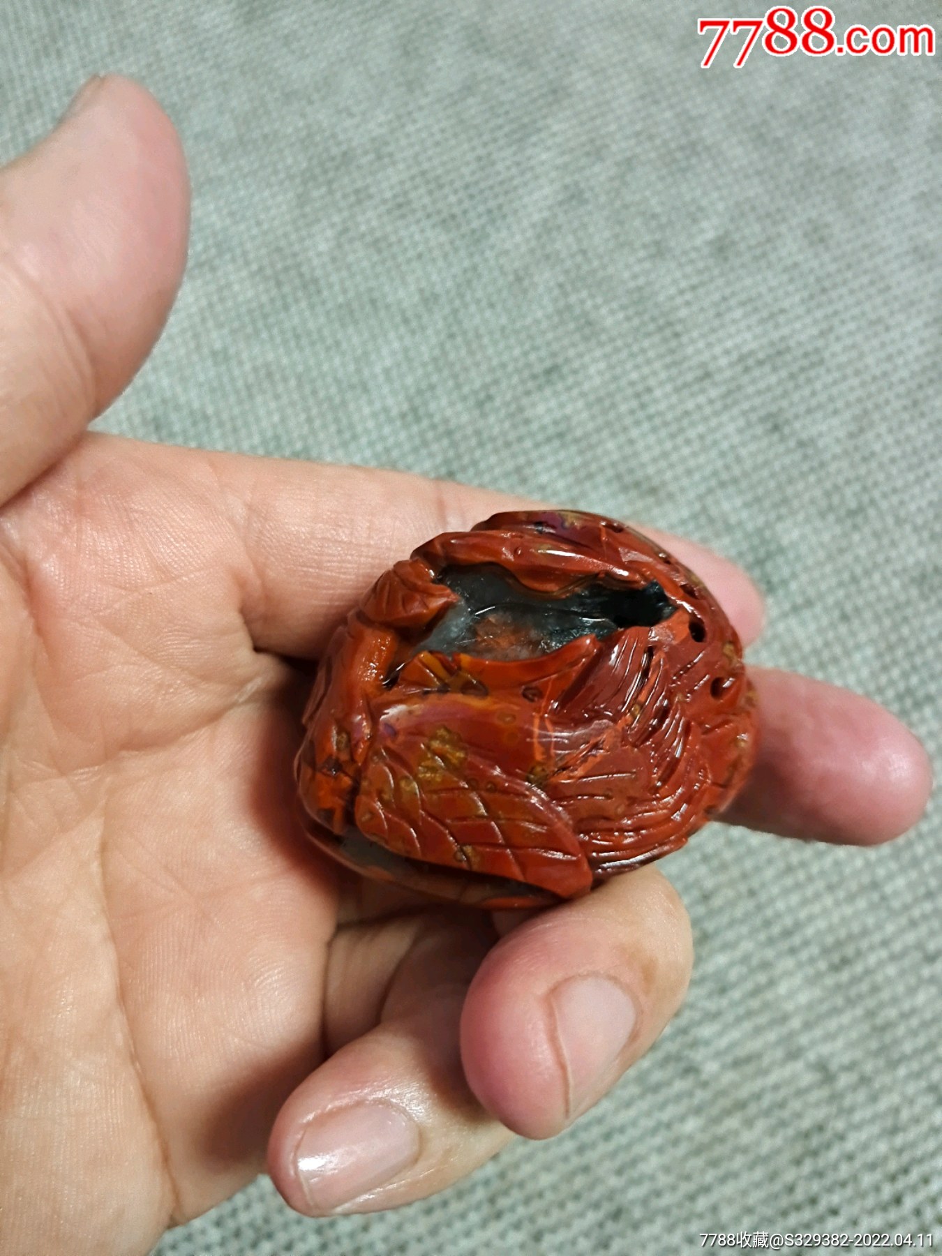 战国红玛瑙凤纹手把件