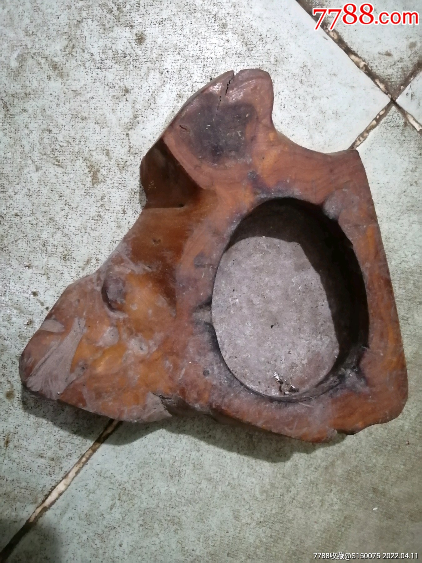 解放初期大型老木雕檀木烟灰缸手工雕刻整个木头做成直径18厘米厚5