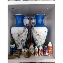 霽藍(lán)釉雙開窗賞瓶一對_永和堂雜項