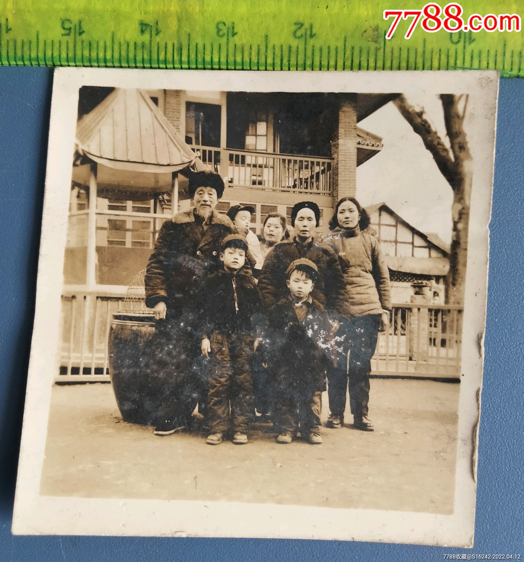 五十年代家庭合影_老照片_图片鉴赏_收藏价格_7788铜器收藏