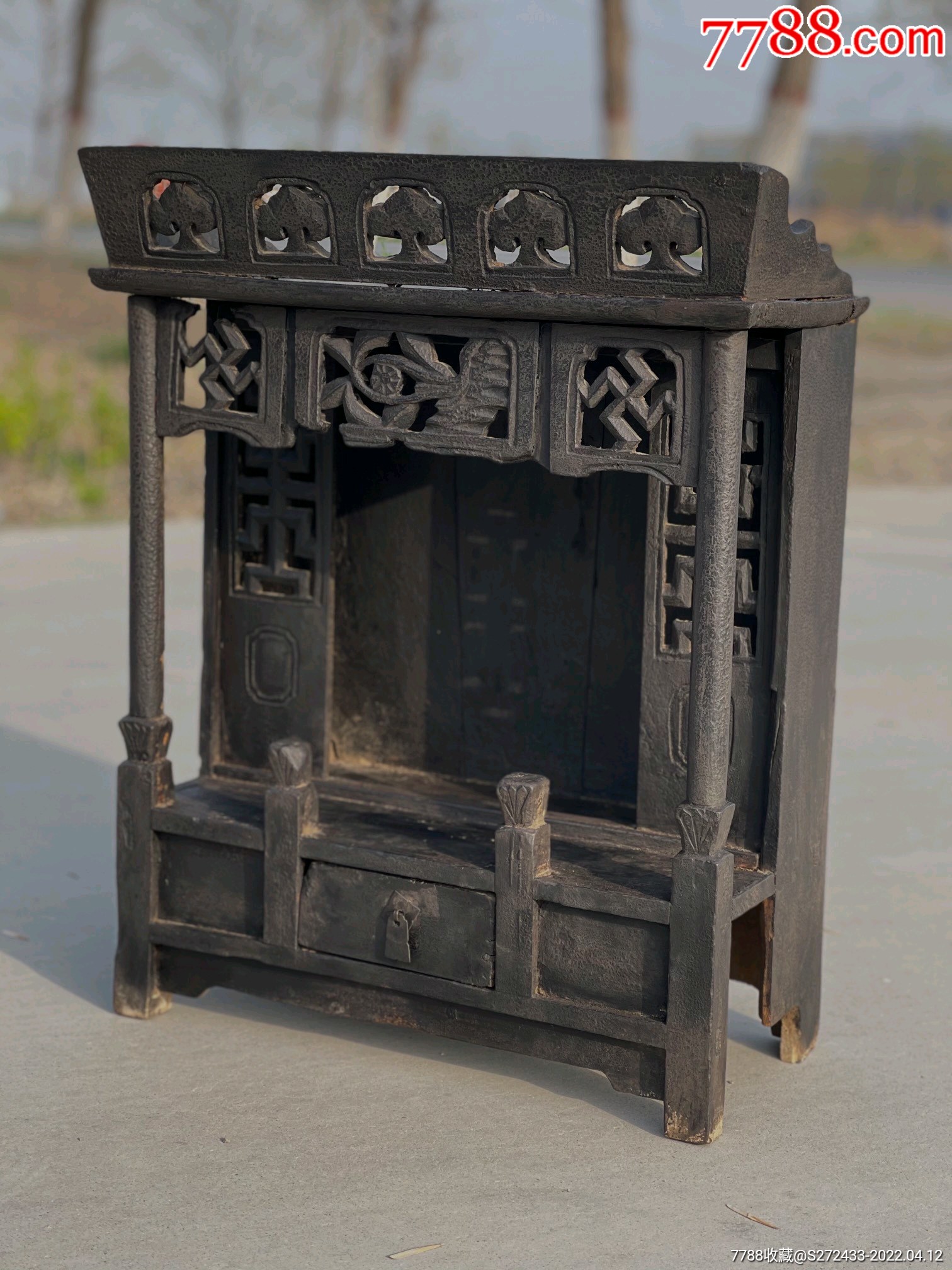 楠木佛龛全品包老