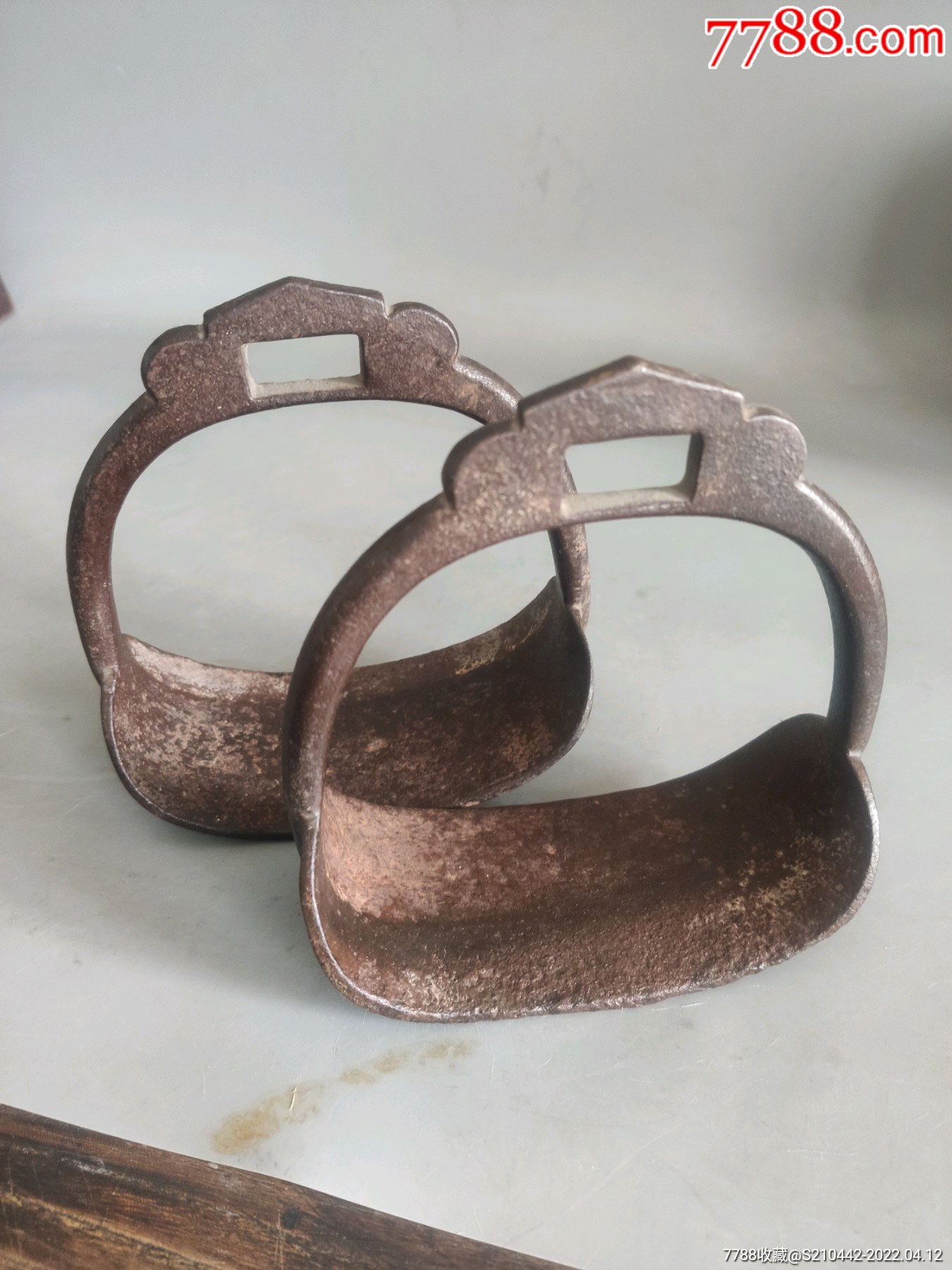 辽金马镫_马具/马鞍_第2张_7788奇石收藏