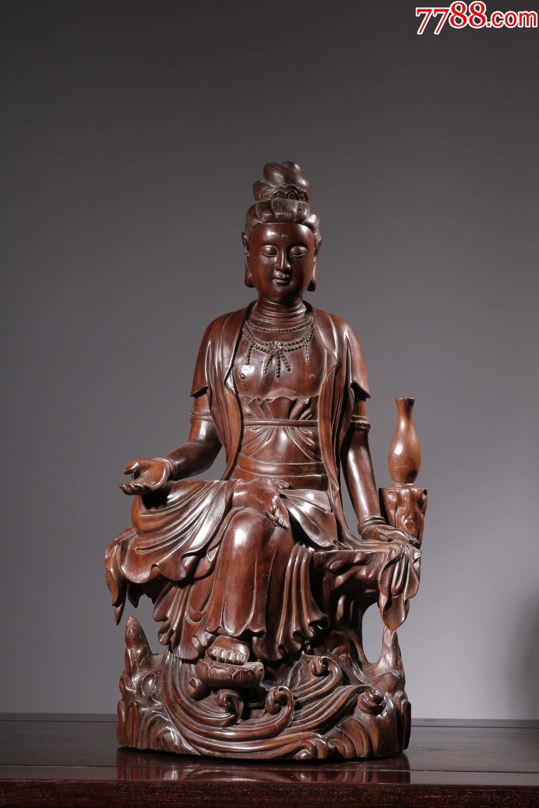 黄杨木雕观音坐像