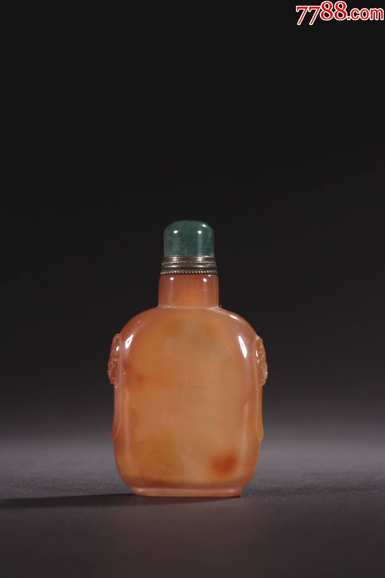 老玛瑙兽面双耳鼻烟壶