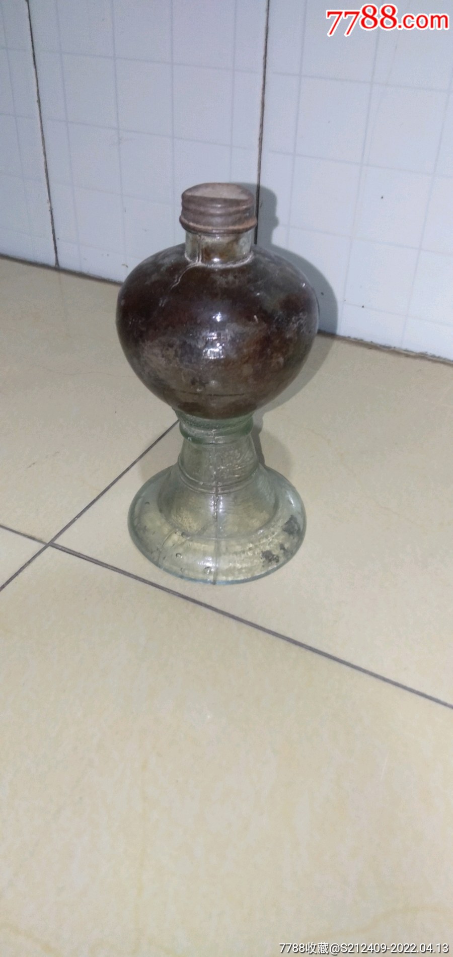 文革煤油灯民族团结花盛开