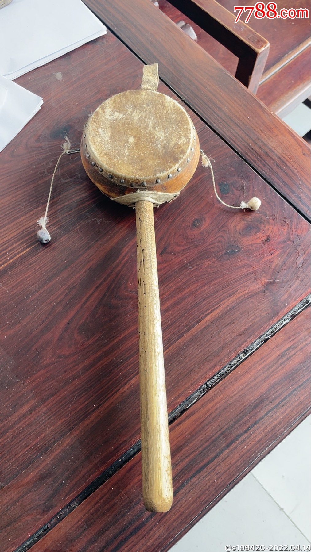 清代手摇牛皮鼓保存完好