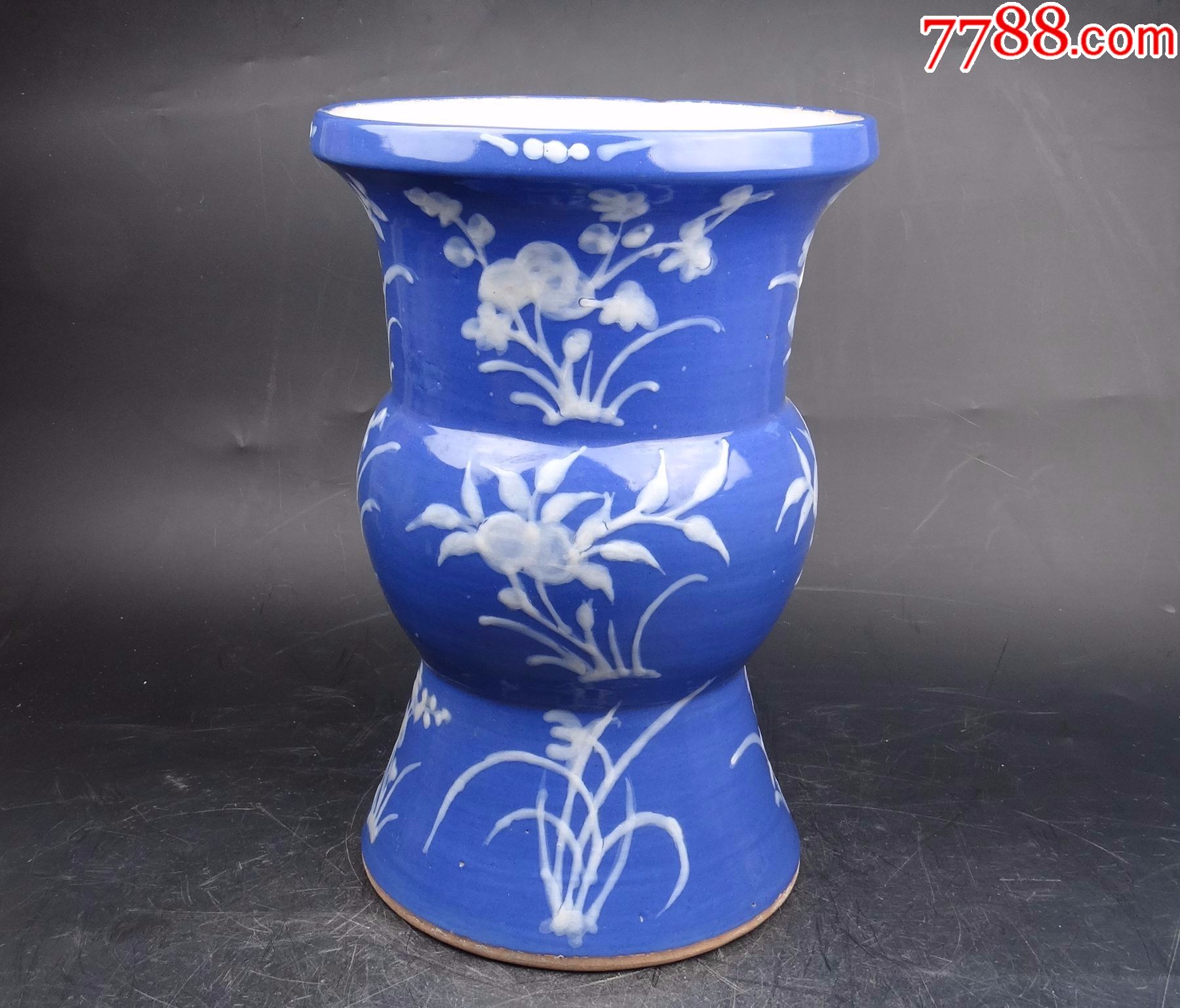 10374古玩老货包真包老清代盘口蓝釉贴塑玻璃白四季花卉渣斗花觚_蓝釉