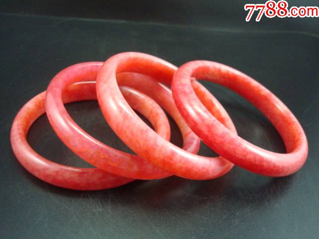 鸡血红手镯