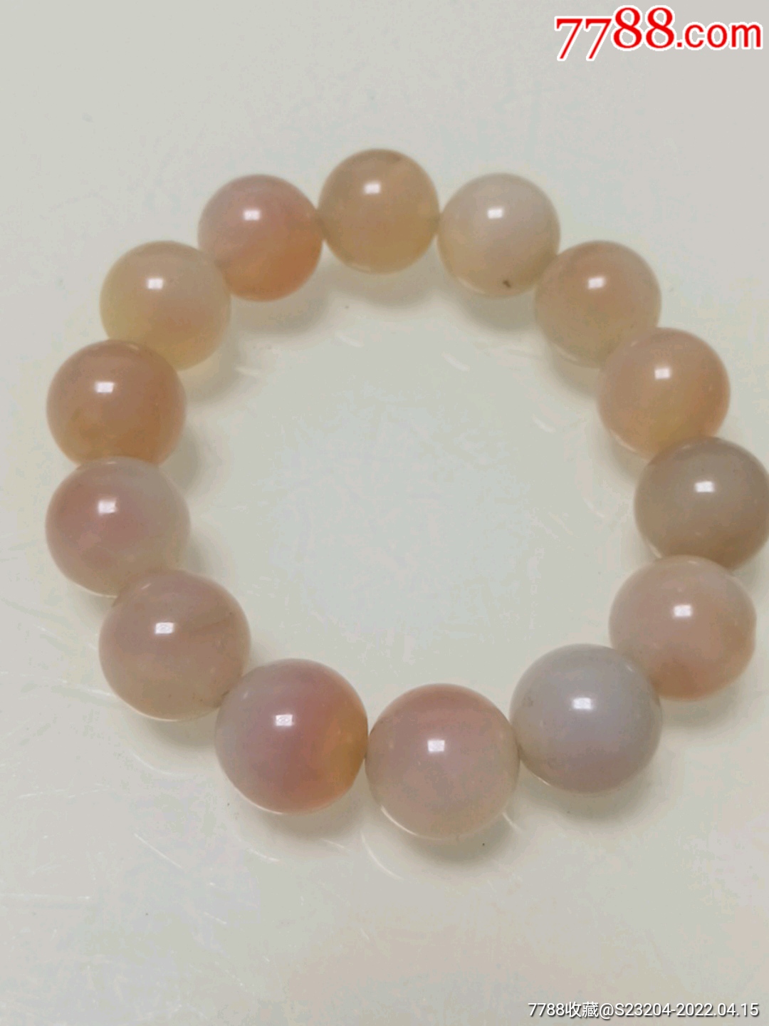 天然粉玛瑙手串14