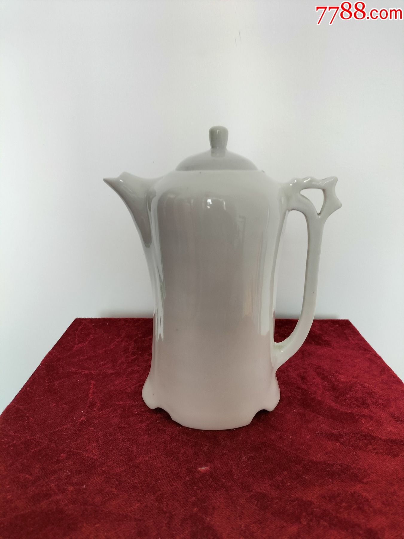 茶壶收藏造型别致的德化窑白瓷高竖茶壶以图为准