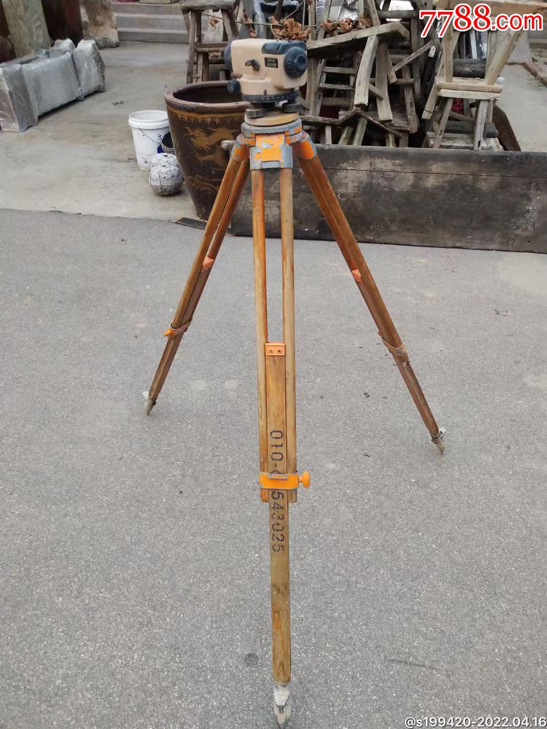 "商品>>>>￥8809品99下乡收的六年代【水平仪