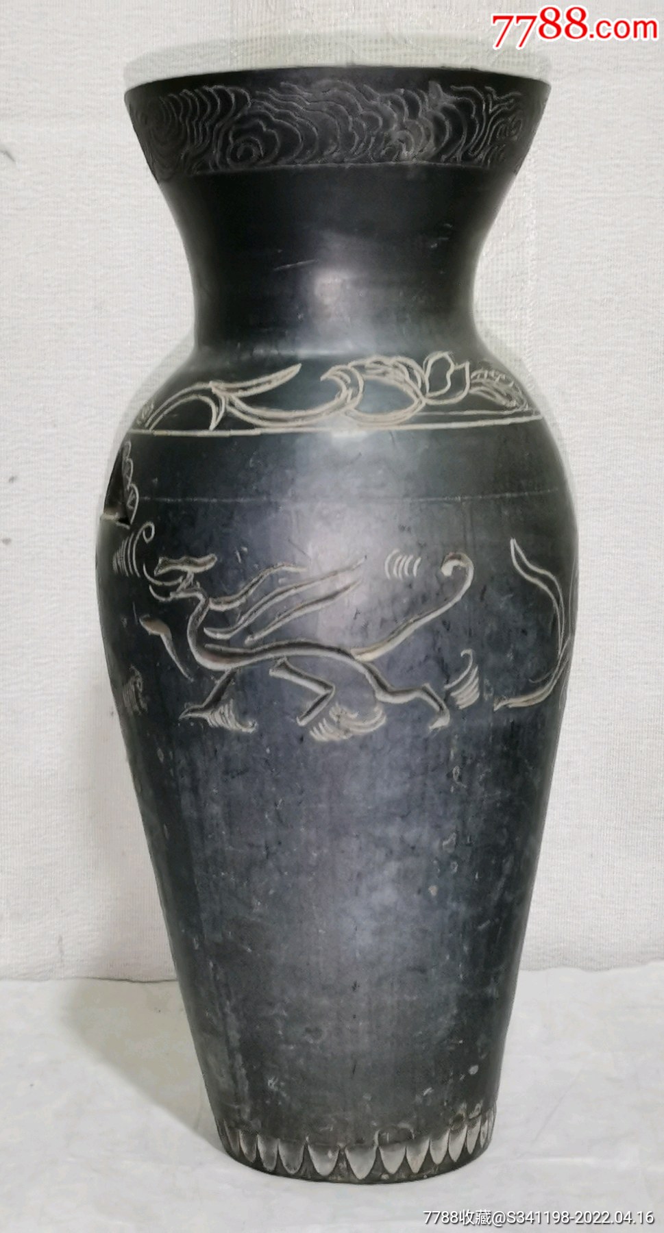 60年代黑陶花瓶