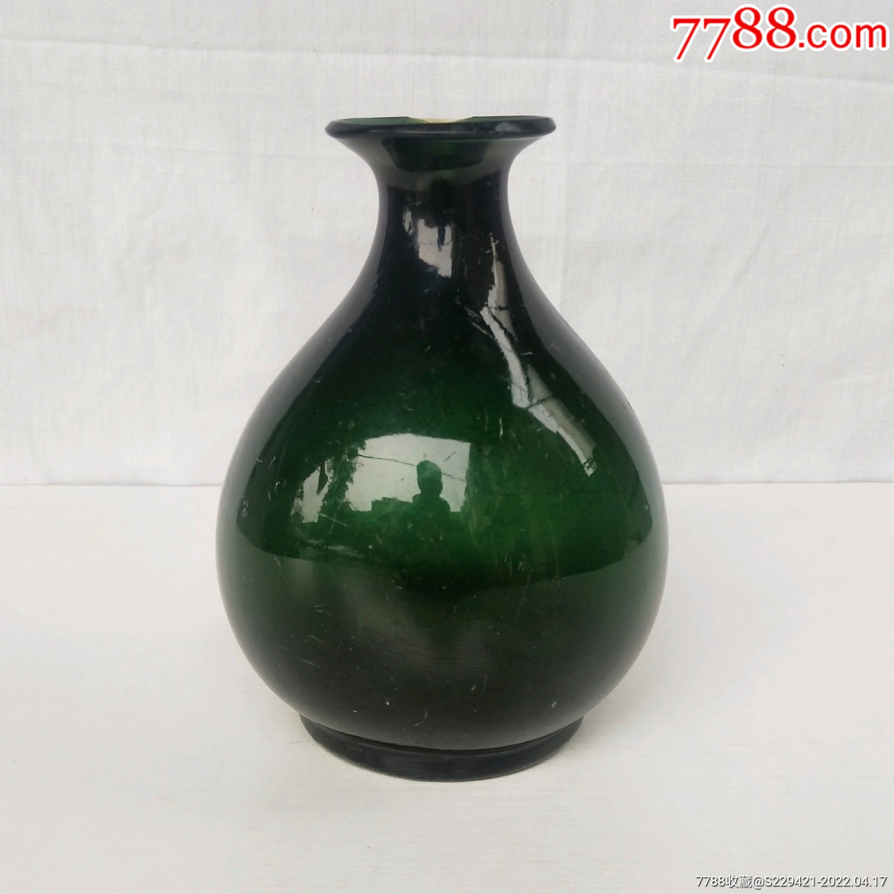 民国琉璃花瓶宝石琥珀绿瓶玻璃瓶