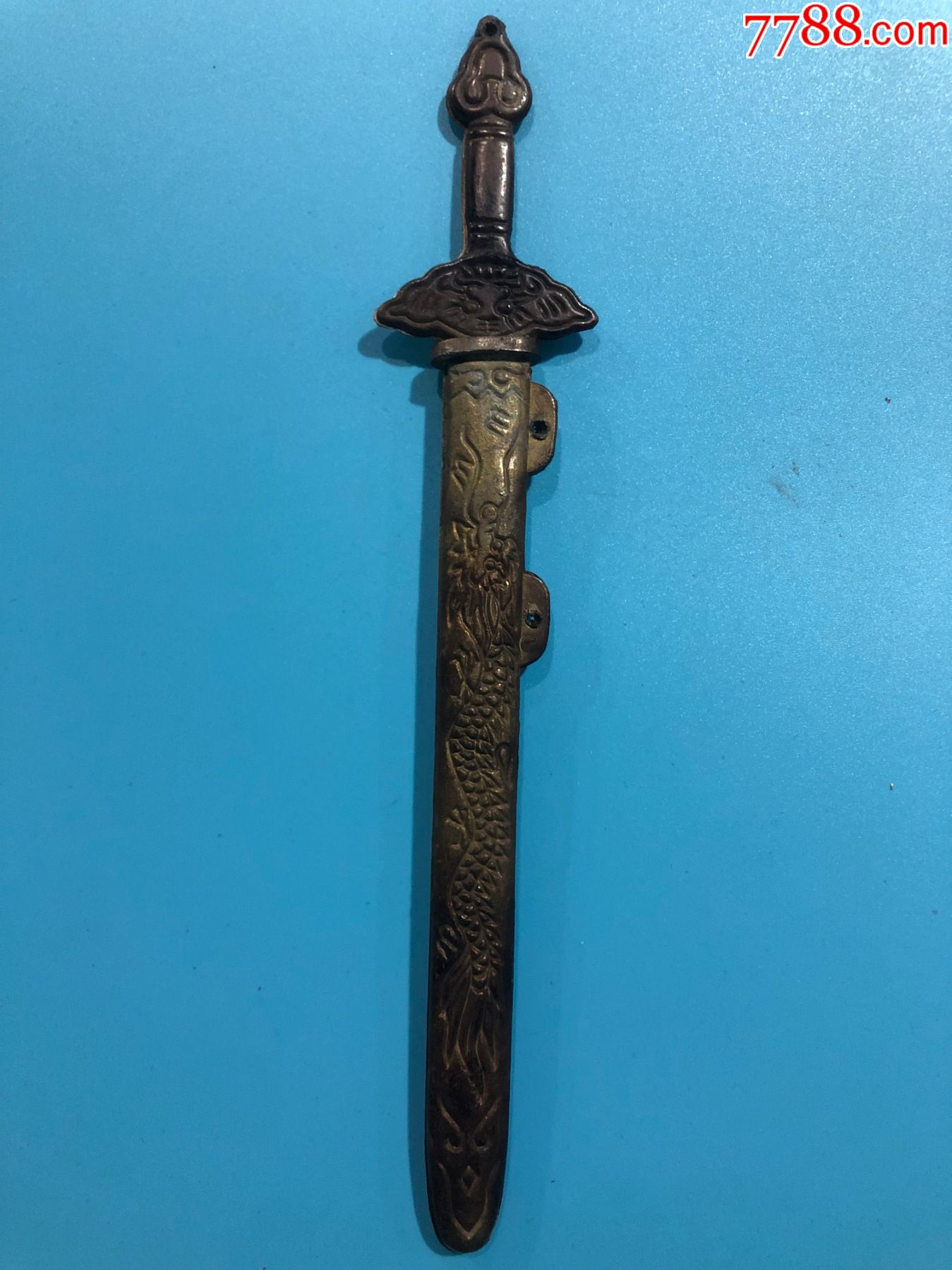 上世纪80年代纯黄铜青龙双剑老玩具