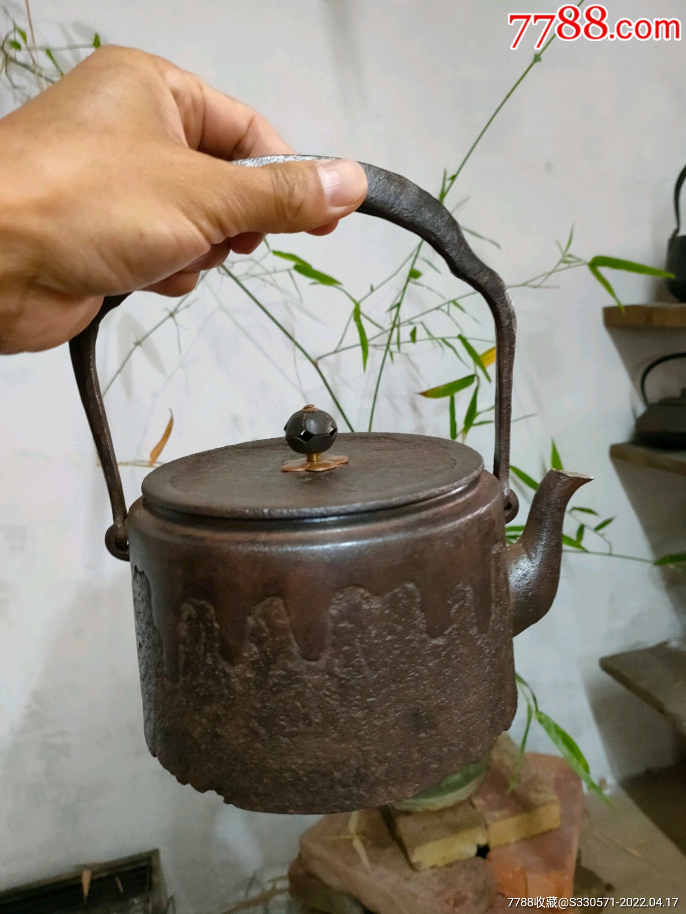 日本南部百年严鹫堂老铁壶