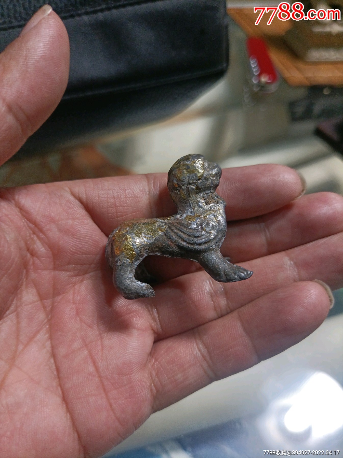 鎏金锡质小神兽