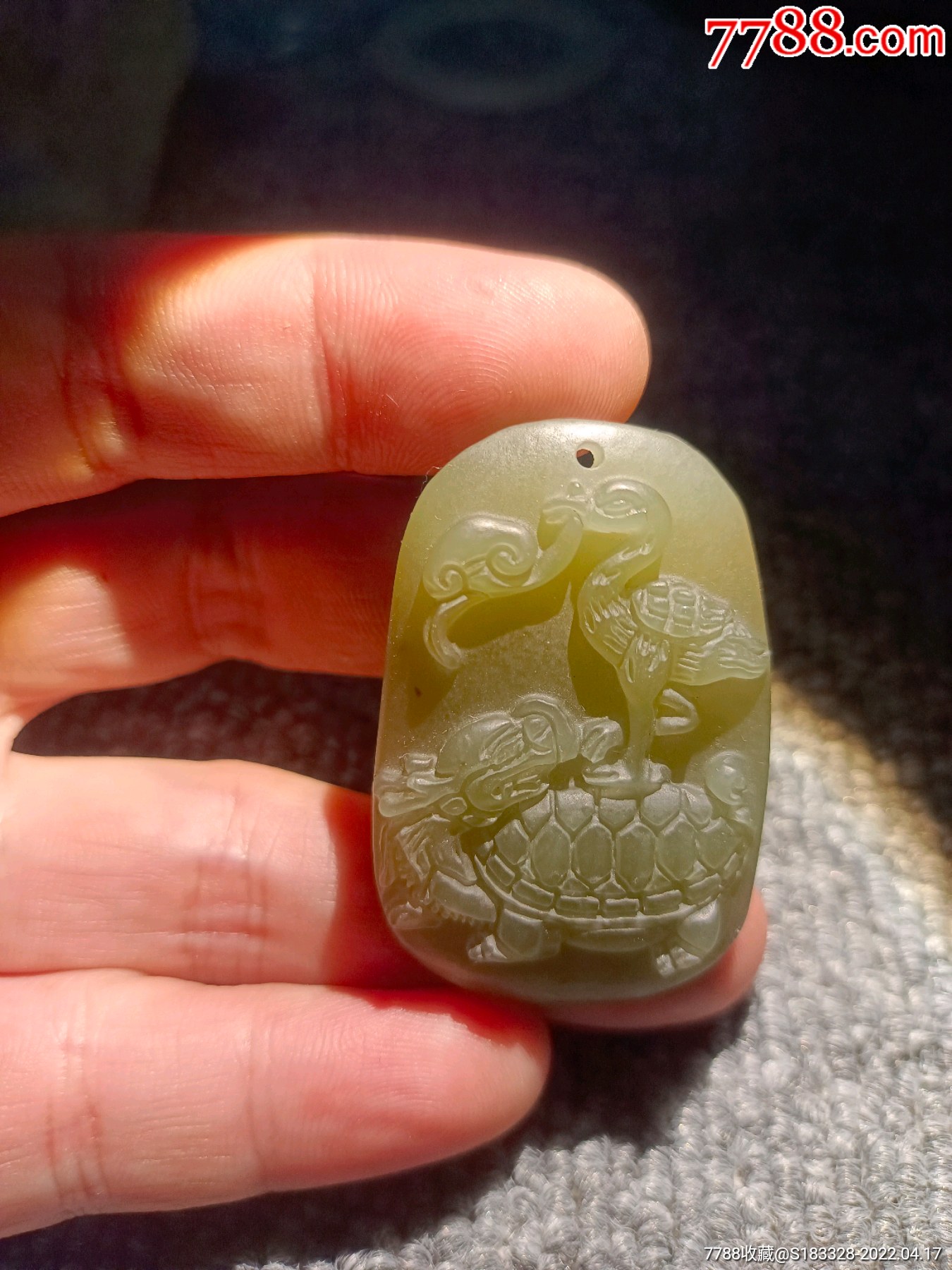 和田玉龟鹤延年挂件