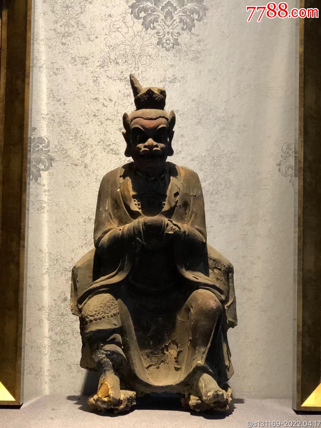 清代木雕佛像海龙王