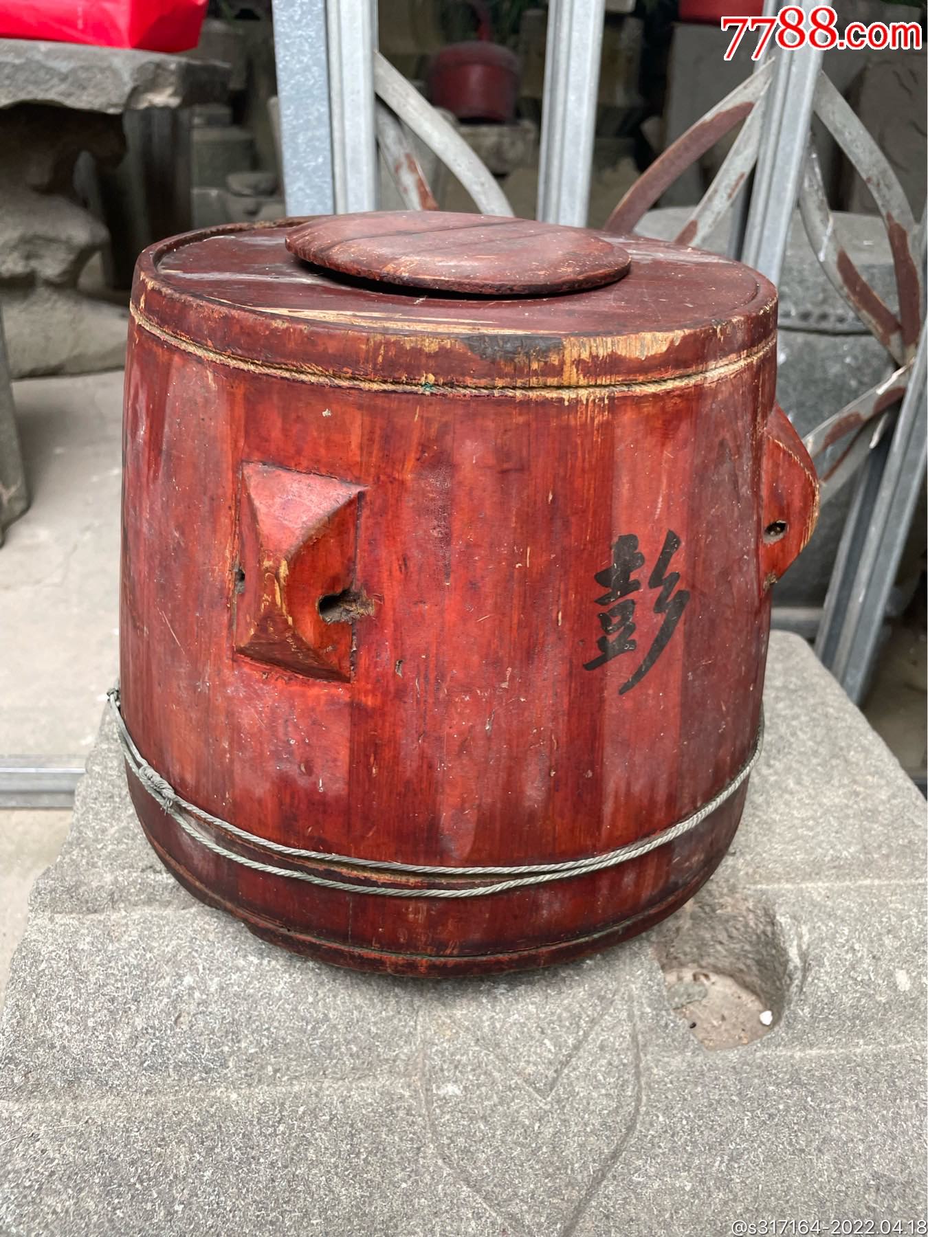 民俗老物件酱油桶民宿博物馆收藏尺寸见图感兴趣的话点我想要和我私聊