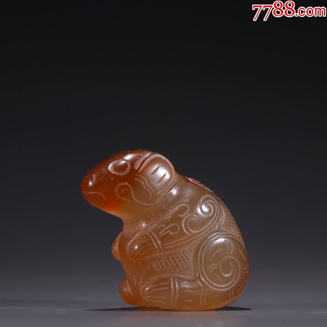 旧藏老玛瑙松鼠雕件