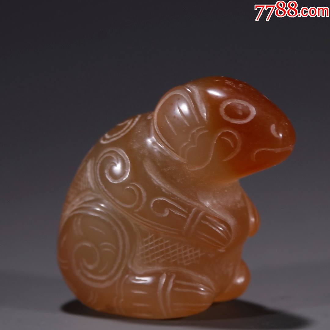 旧藏老玛瑙松鼠雕件