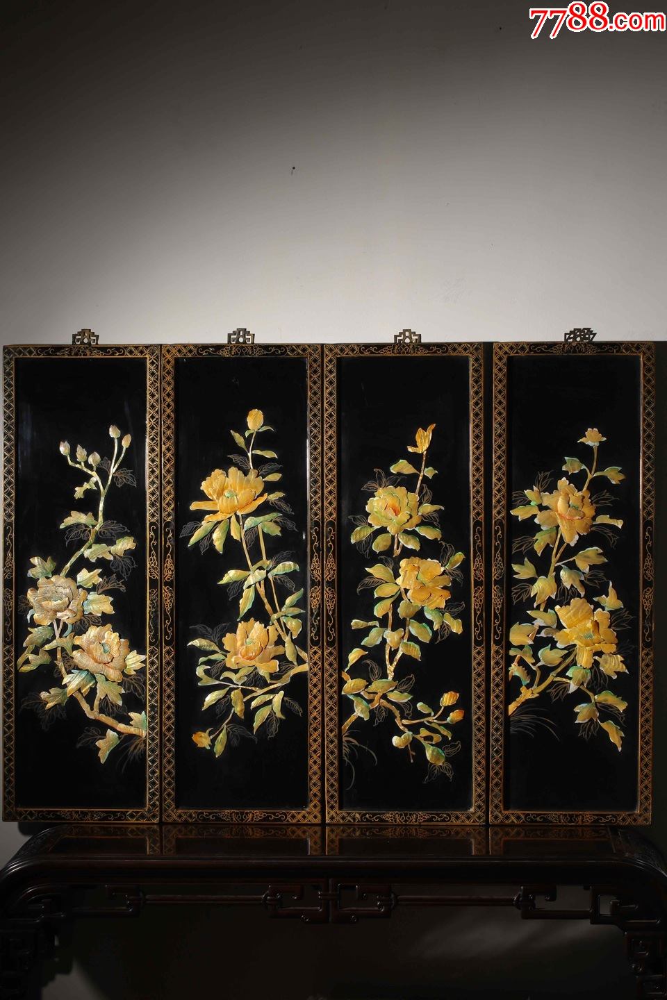 海外回流木胎黑漆嵌螺钿牡丹花会挂屏一组