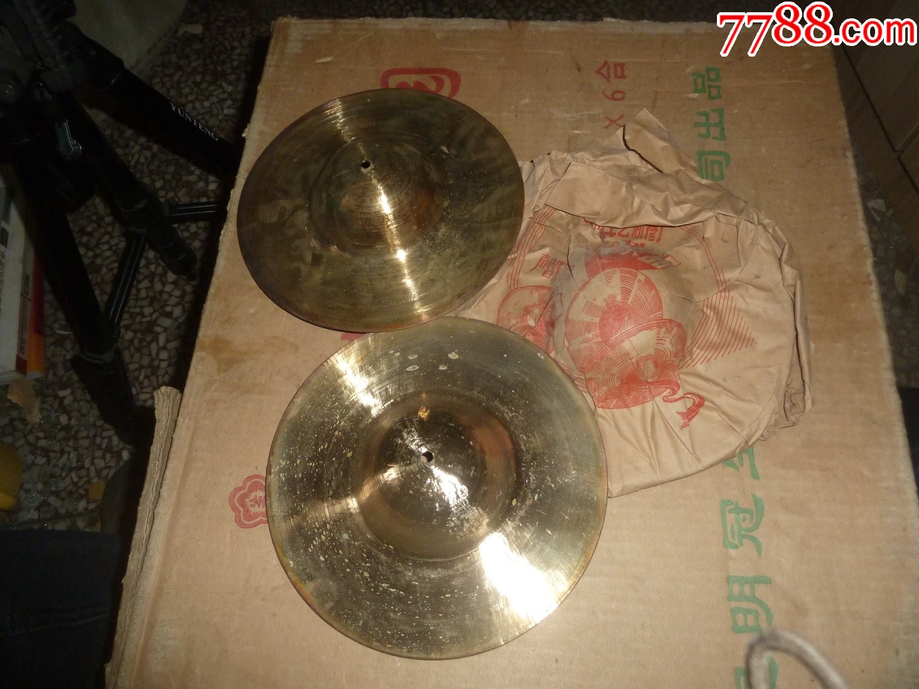 响铜乐哭器重1公斤多