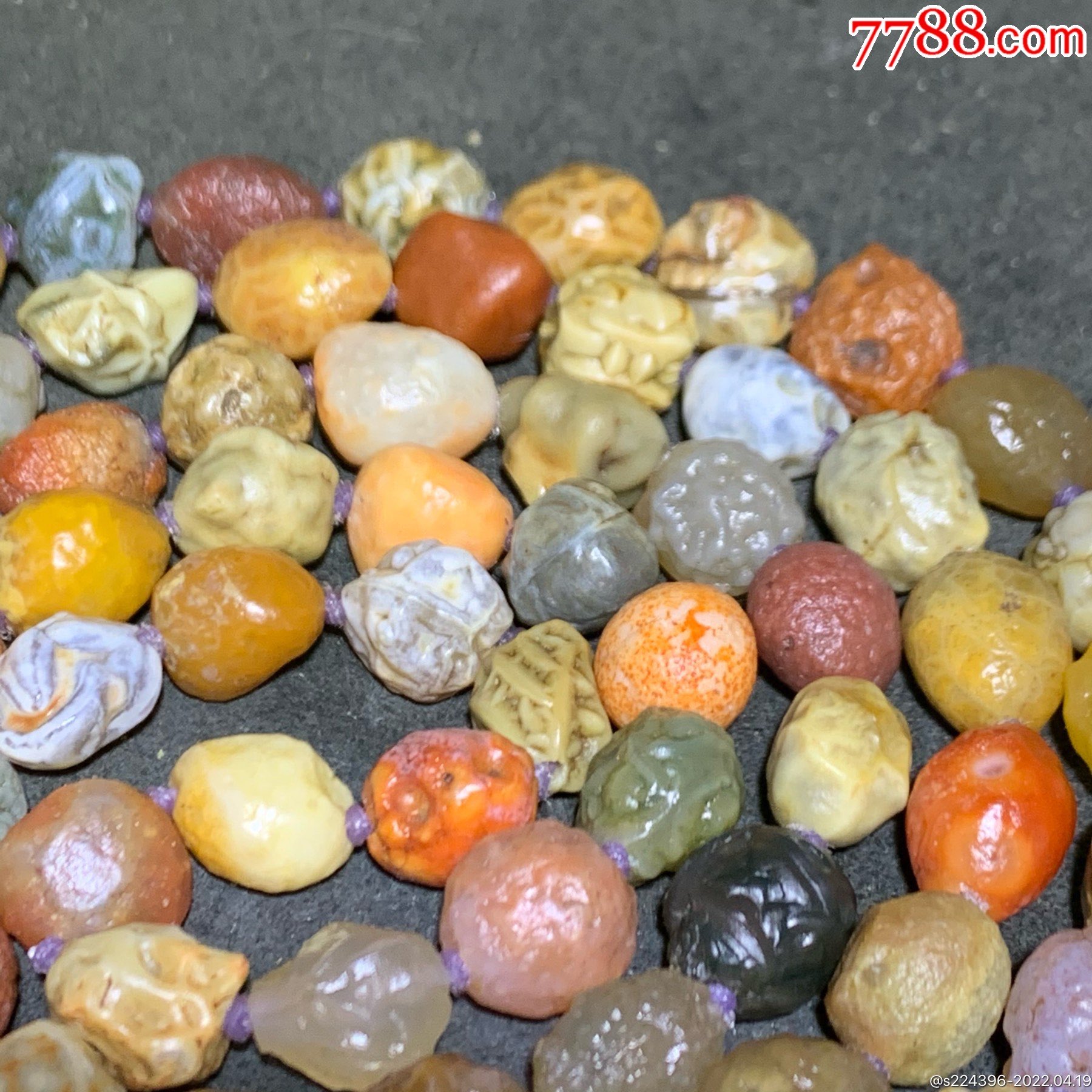 精美戈壁高圆度多彩筋脉玛瑙原石108项链一条