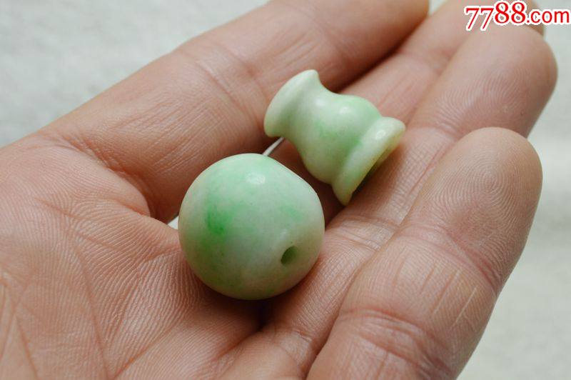 清代民国翡翠飘阳绿老三通老佛头佛塔