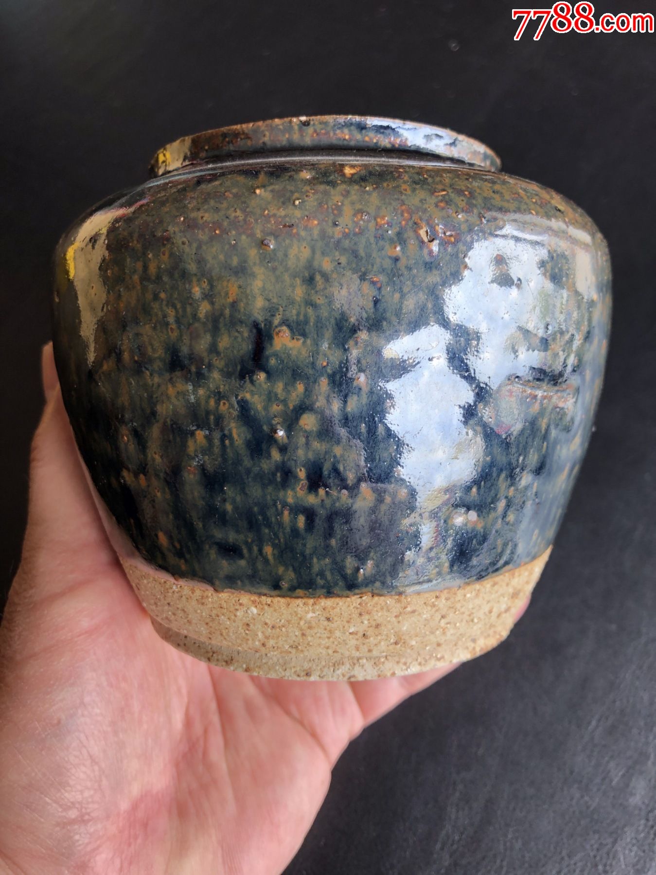 元代芒口黑釉窑变雨点红小罐
