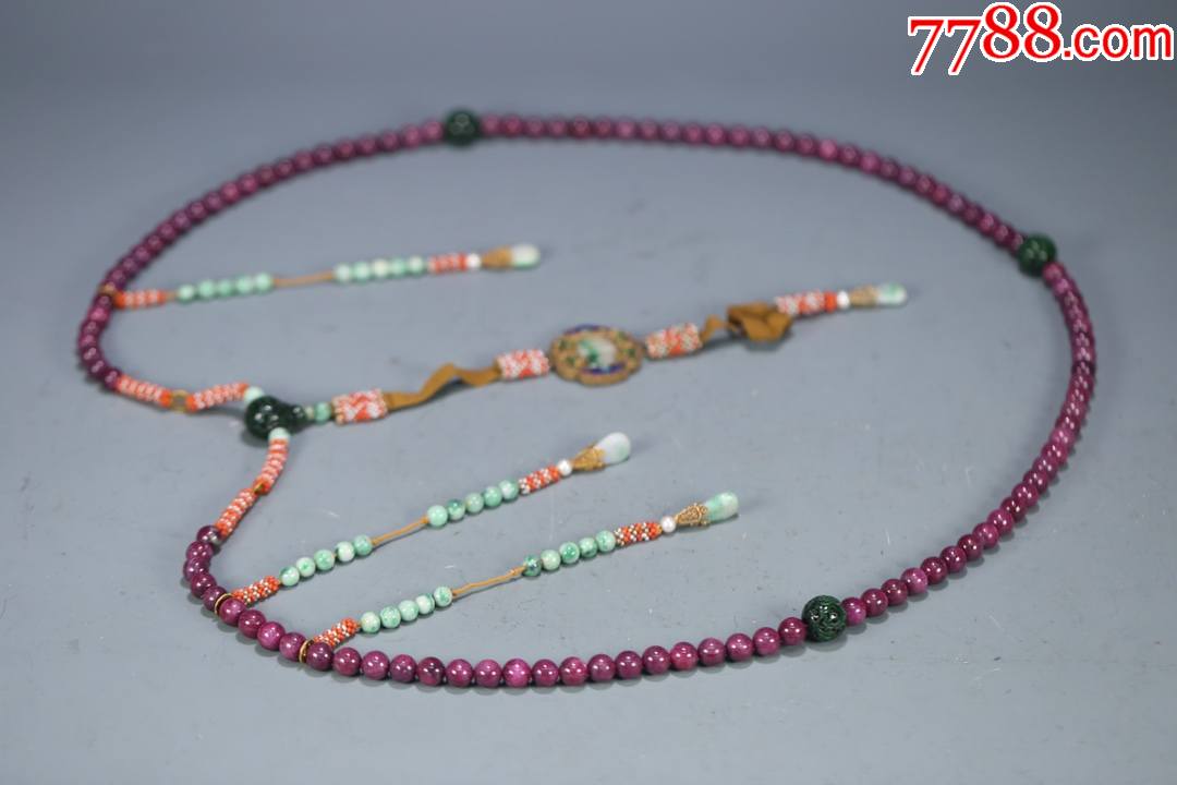 红碧玺朝珠一盘