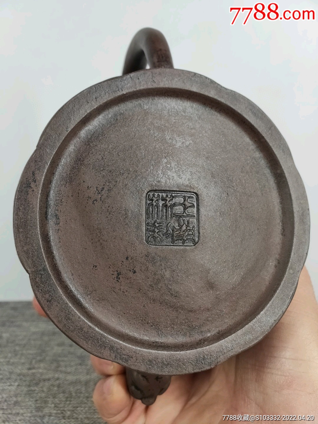 民间收到民藏王南林制底款老紫砂壶一把出水流畅断水利落保存完整值得