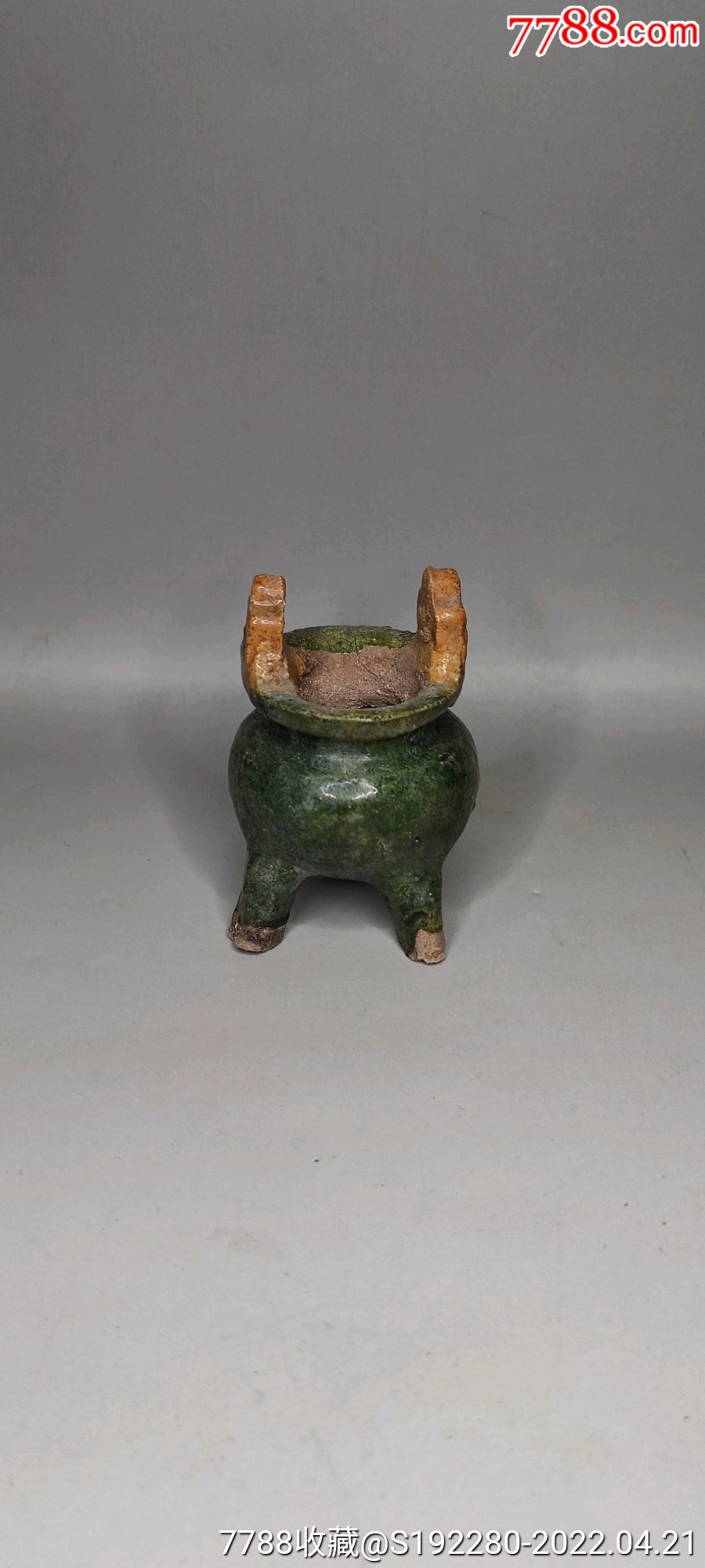 三彩珐华琉璃香炉工艺品可以用来陈设或者焚香特别是现代人对一柱香