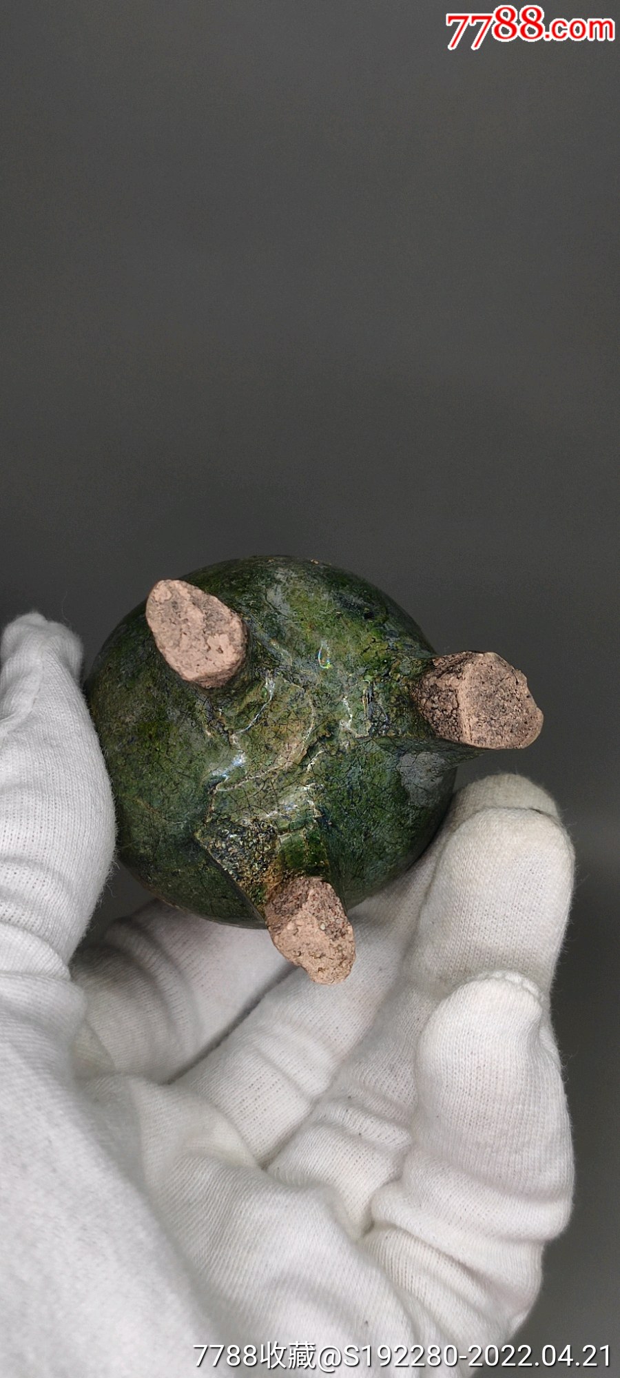 三彩珐华琉璃香炉工艺品可以用来陈设或者焚香特别是现代人对一柱香