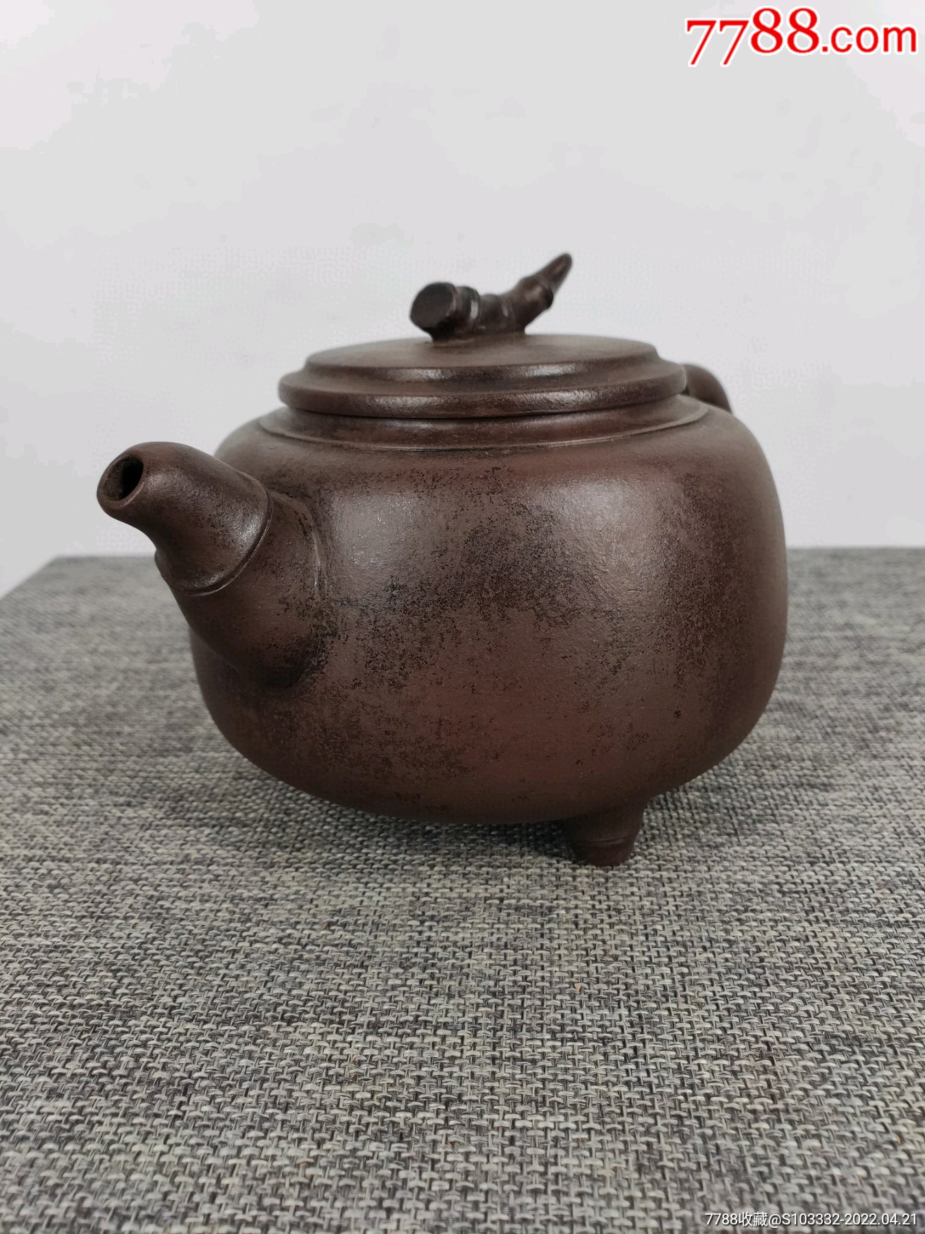 民间收到民藏陈仲美制底款老紫砂壶一把出水流畅断水利落保存完整值得