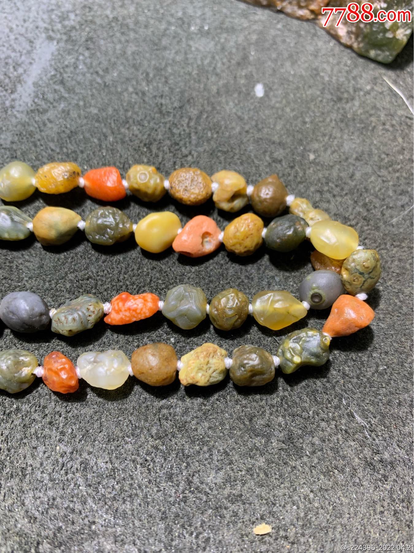 精美阿拉善戈壁筋脉玛瑙原石项链一条