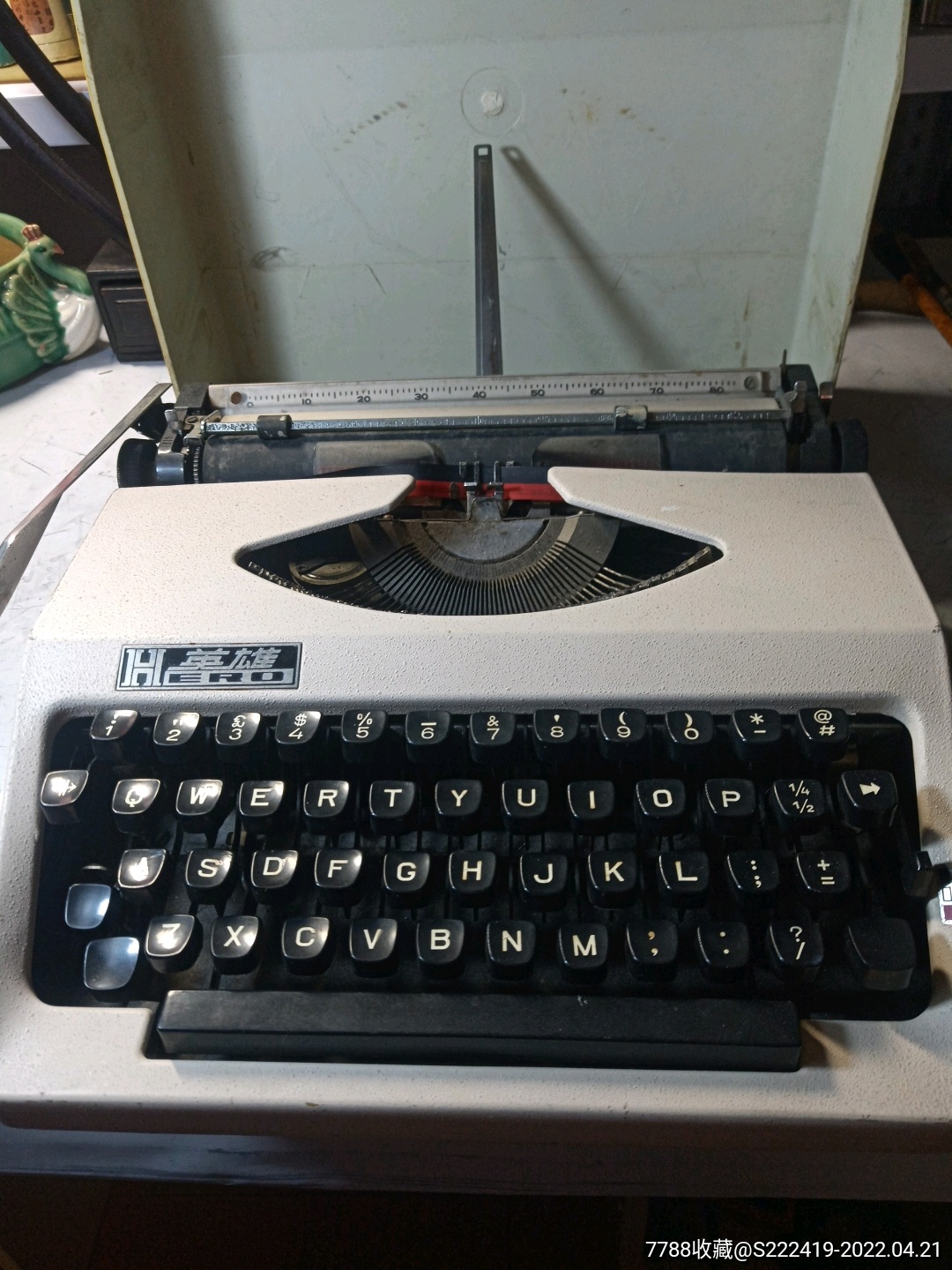 英雄牌英文打字机