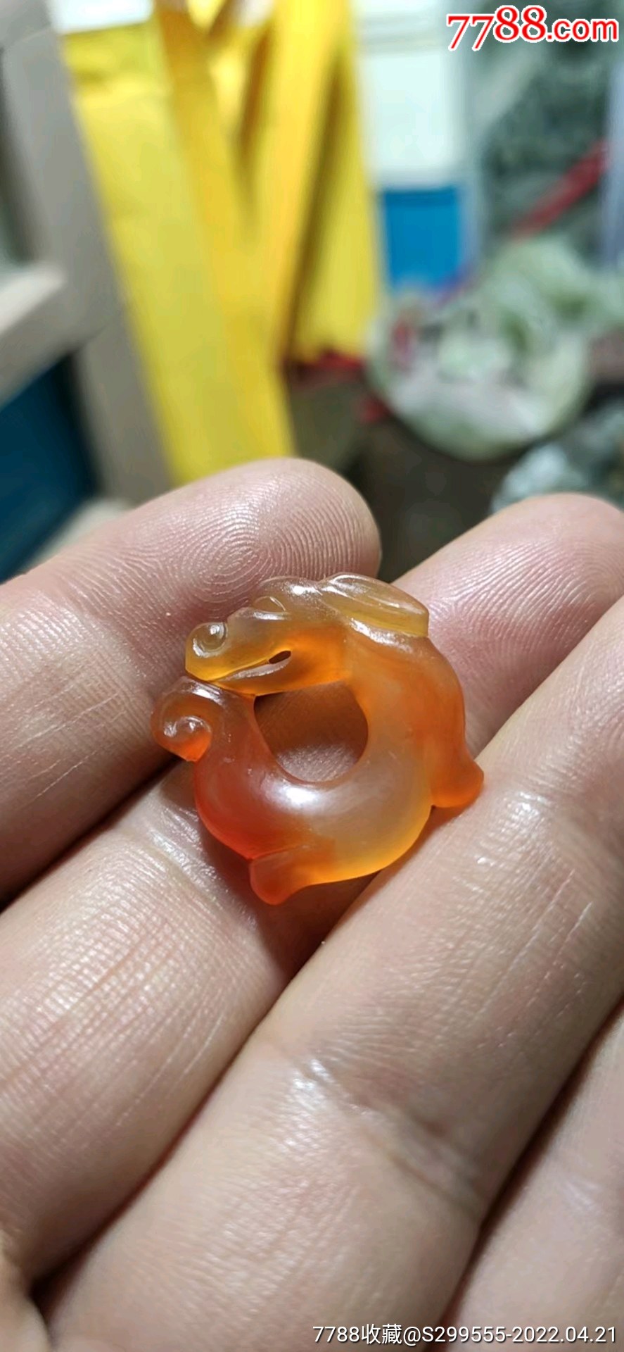 如图完整漂亮!85￥100五品以下99清代!老玛瑙扣!