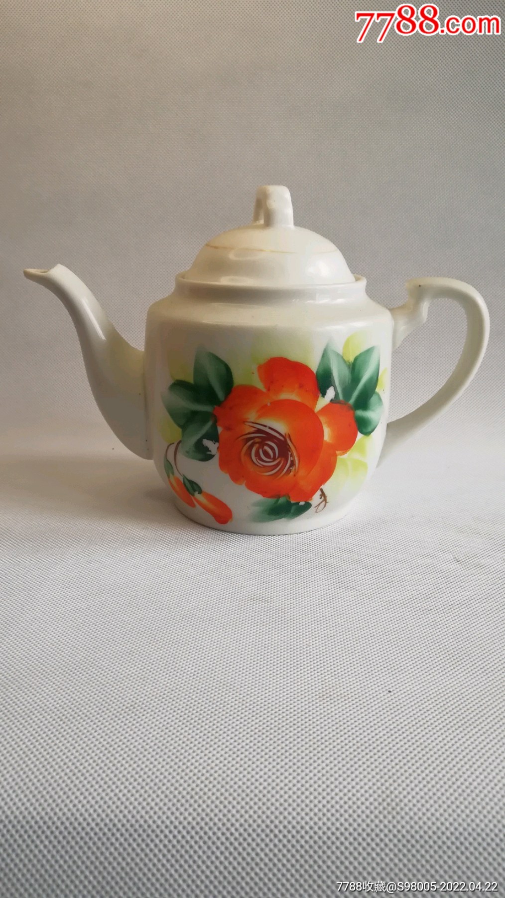 古董老茶壶一把