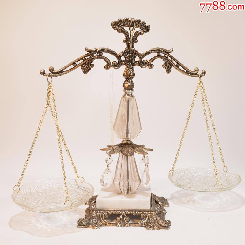 西洋古董天平摆件黄铜雕水晶玻璃欧式店面客厅装饰大理石底座道