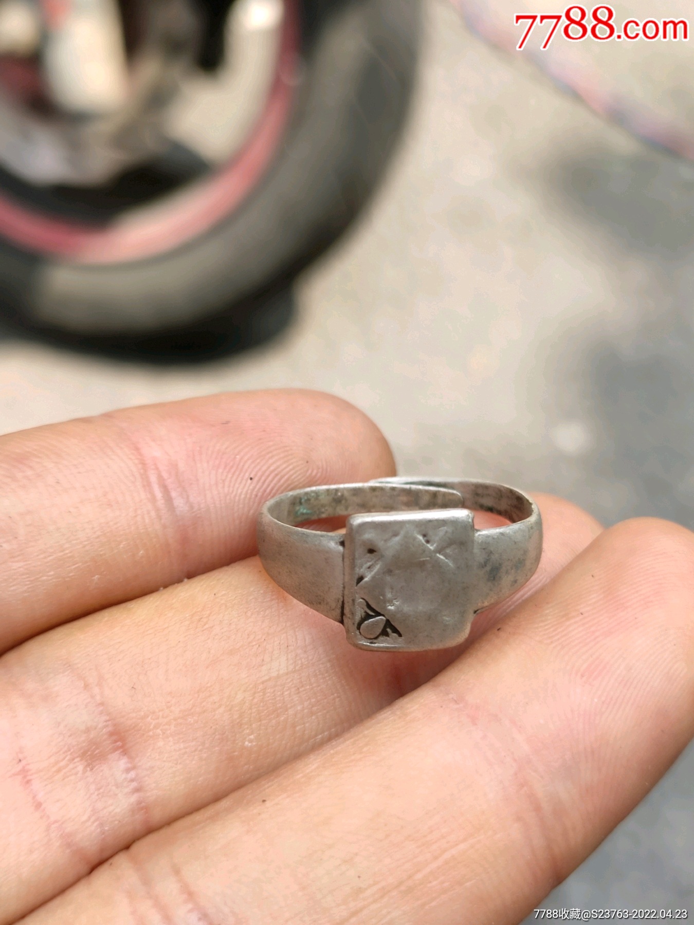 民国花卉银戒指