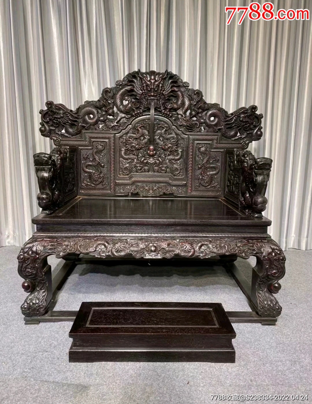 紫檀雕龙纹宝座两件套