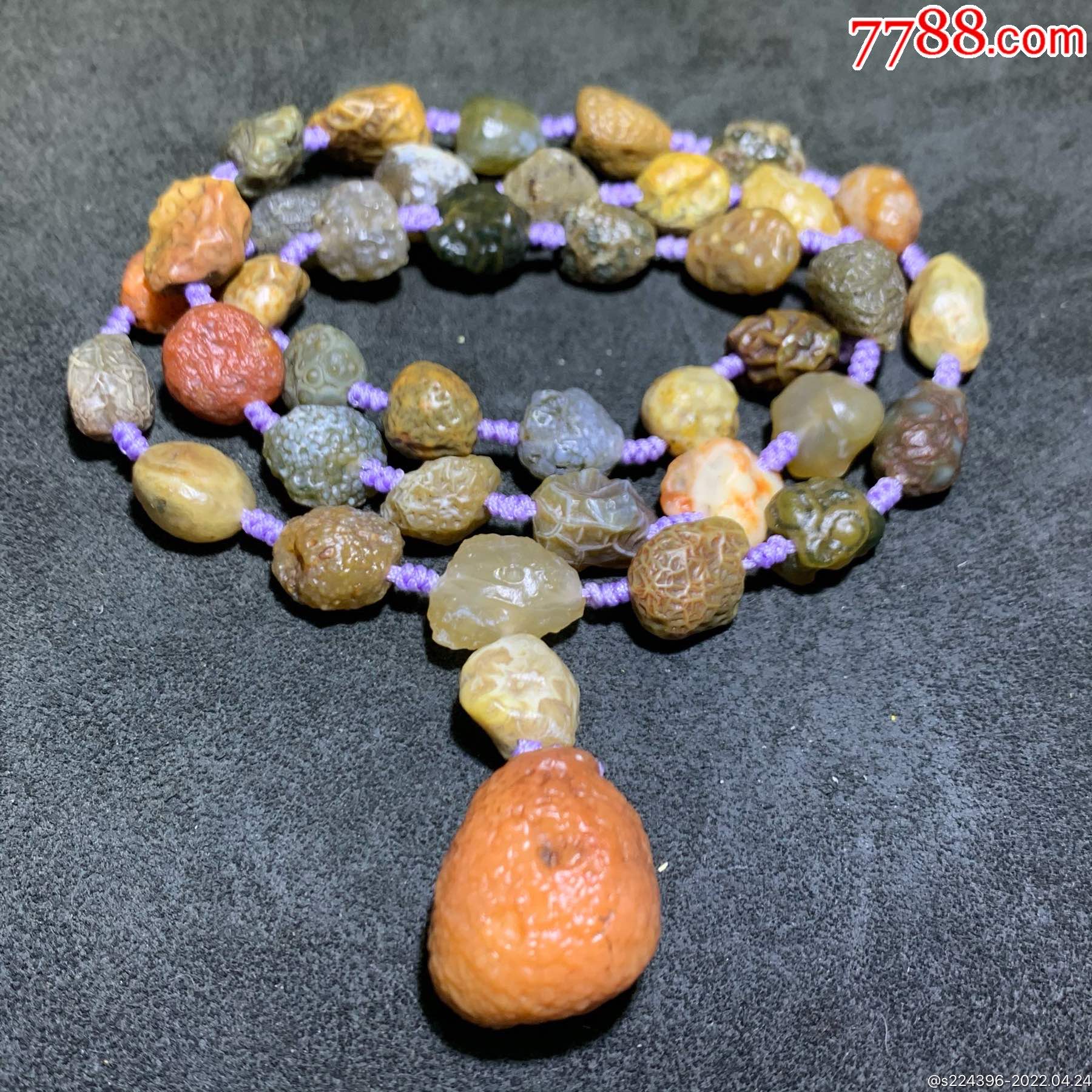 精美阿拉善大颗粒筋脉石项链一条