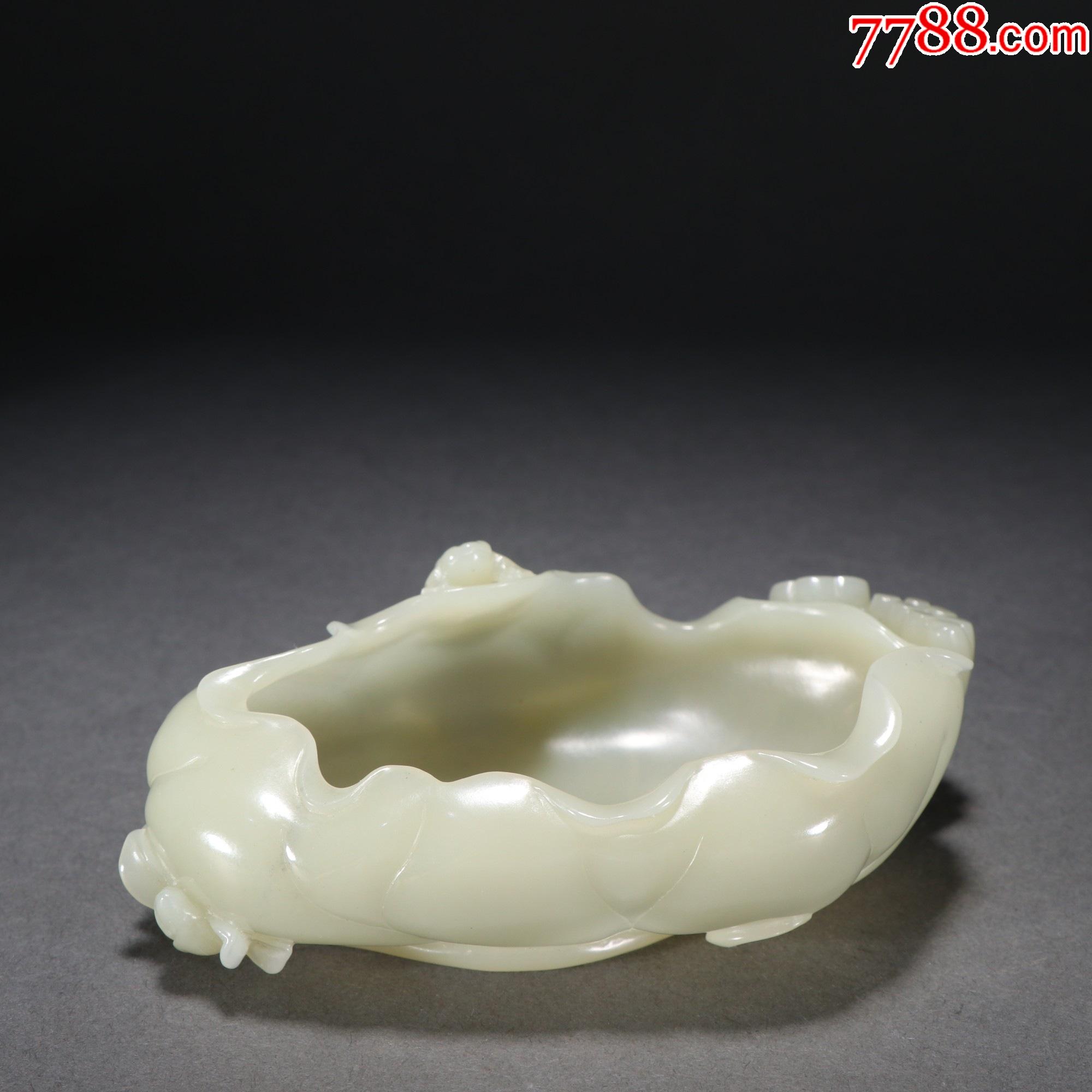 和田玉籽料莲花荷叶笔洗