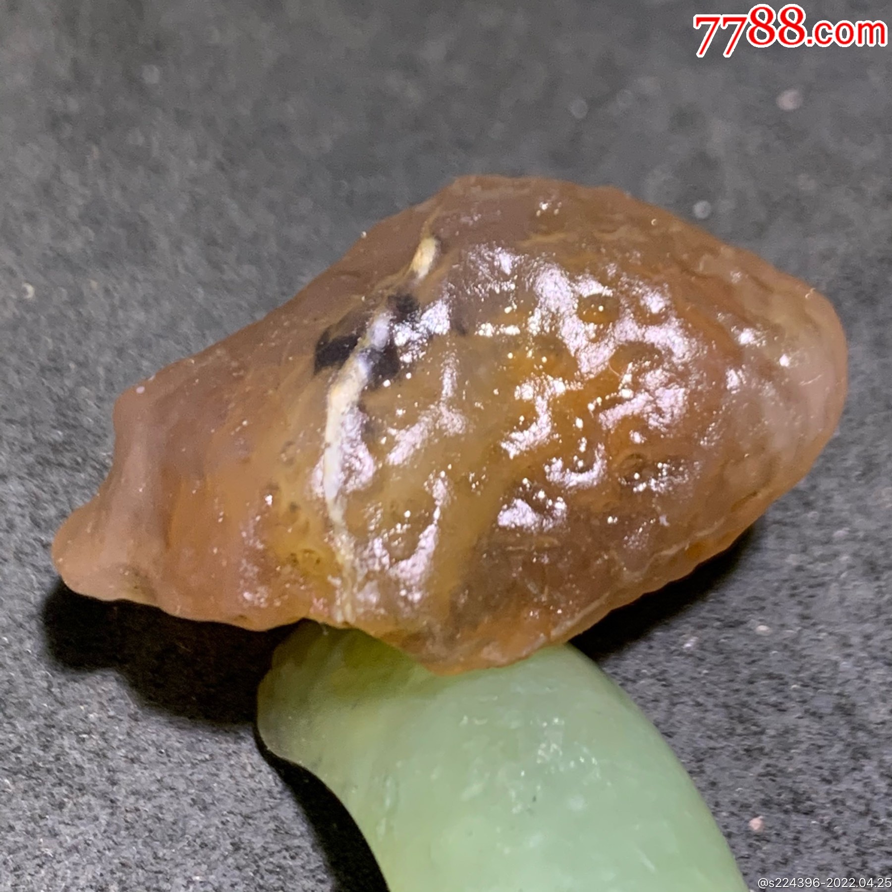 放福利精美天然戈壁糖心玛瑙原石一颗