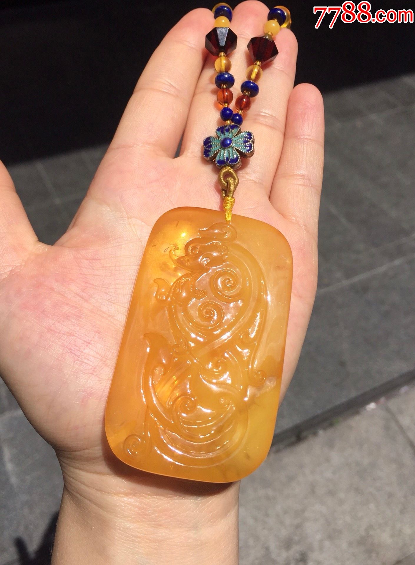 蜜蜡龙凤挂牌项链