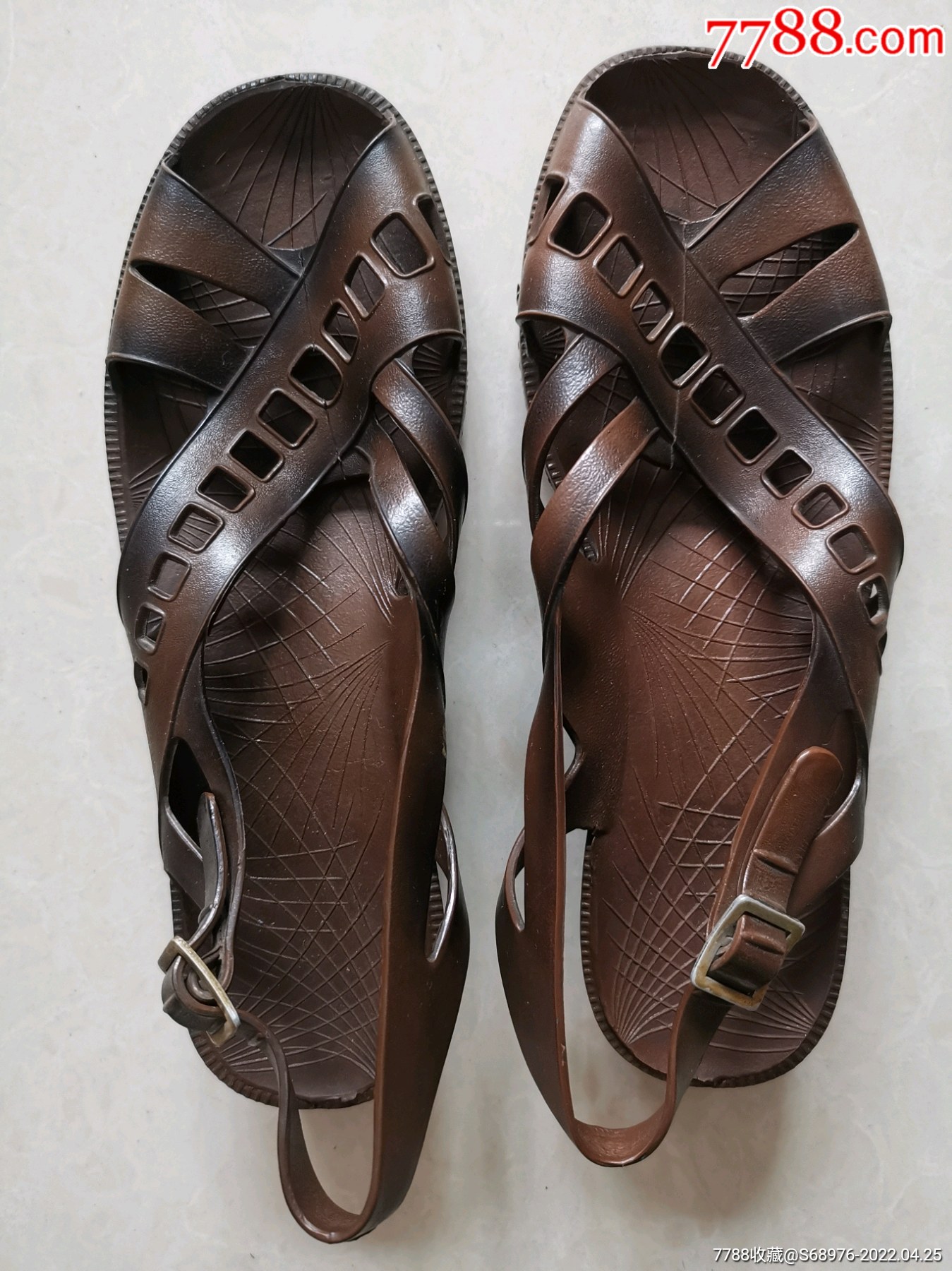 70年代塑料女凉鞋23码上海塑料制品五厂结实耐用可做影视道具怀旧收藏