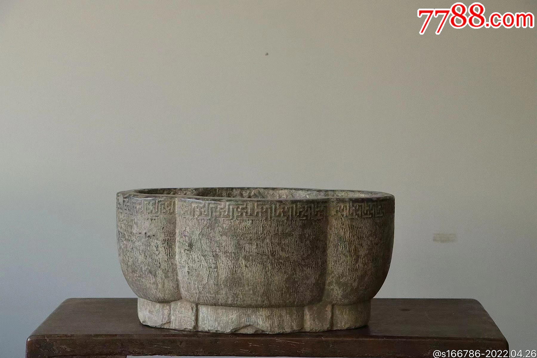 朴素空间陈置器海棠型石盆明代青石石盆器型规矩精致文气十足实属空